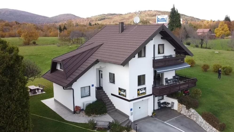 فندق Vukovic House سيليست دريزنيكو المظهر الخارجي الصورة