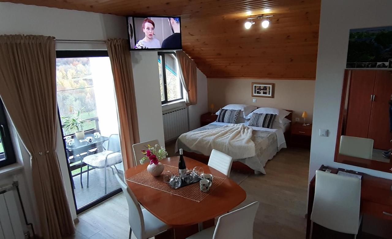 فندق Vukovic House سيليست دريزنيكو المظهر الخارجي الصورة