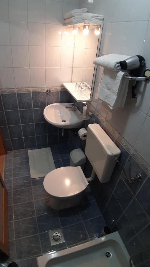 فندق Vukovic House سيليست دريزنيكو المظهر الخارجي الصورة