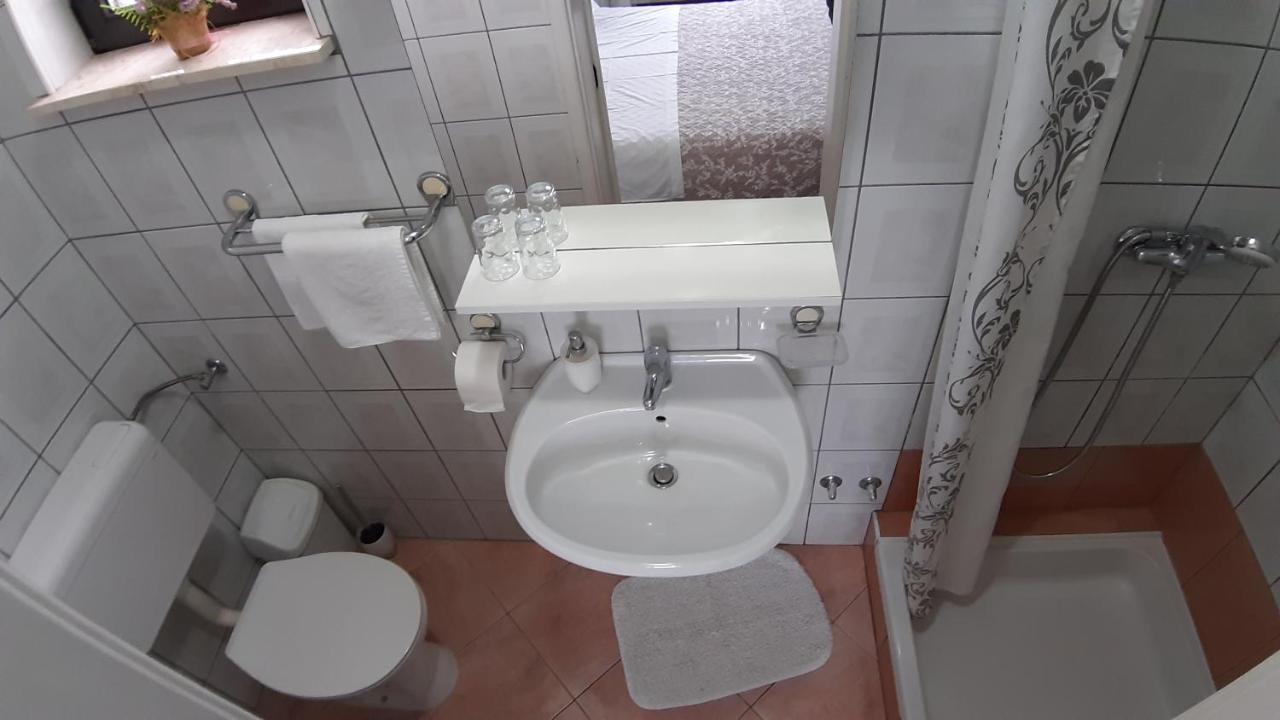 فندق Vukovic House سيليست دريزنيكو المظهر الخارجي الصورة